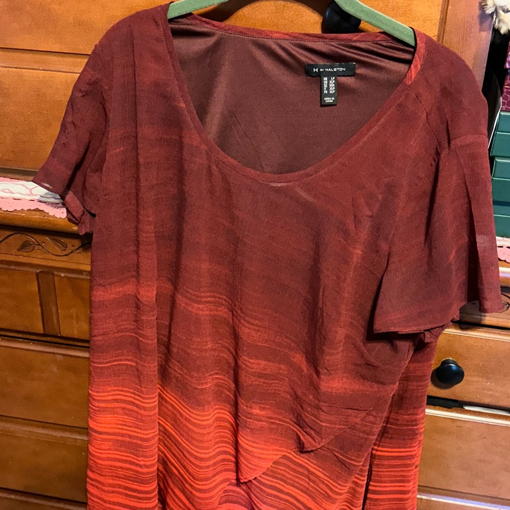 H by Halston Red and Orange Ombre Short Sleeve Top